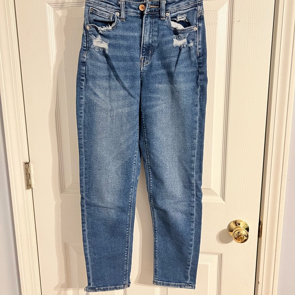 American Eagle Mom Jeans